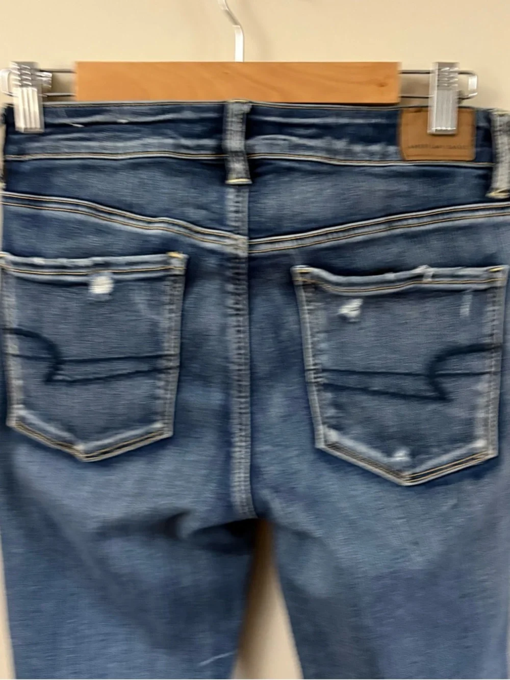 American Eagle Hi Rise Distressed Jegging Crop Jeans Size 8